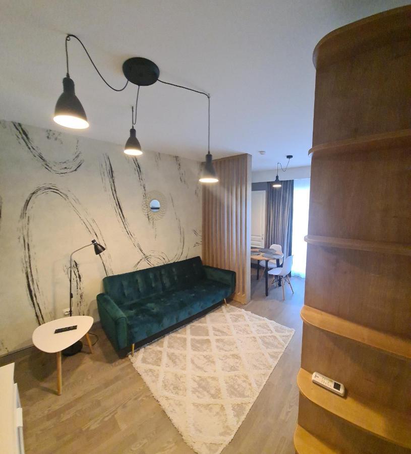 Iulius Maison Jolie Iasi Buitenkant foto